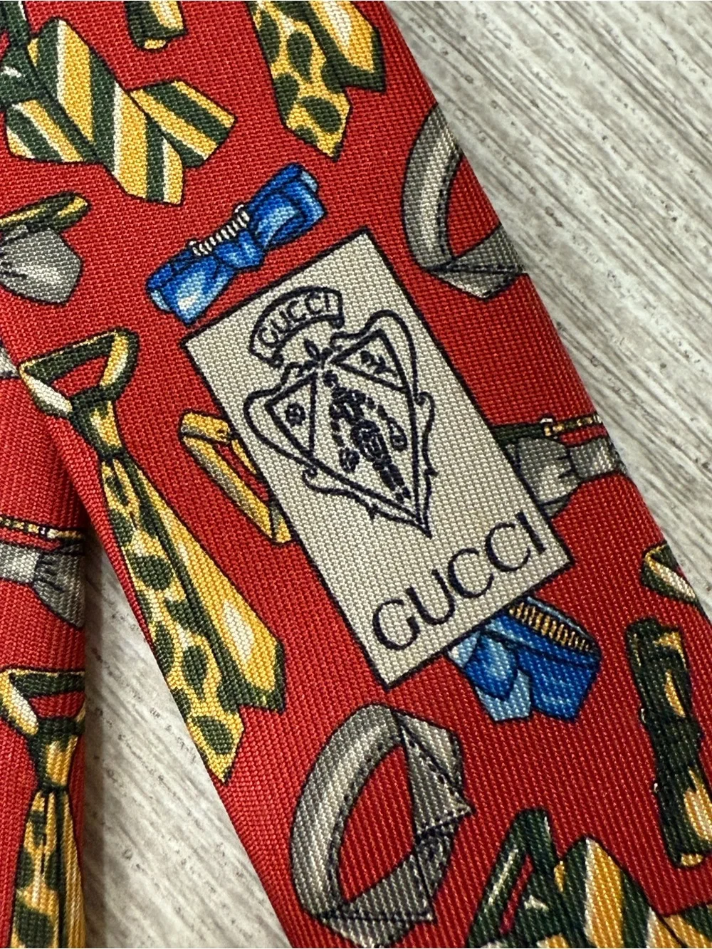 Men’s Gucci Italy 100% Silk Tie